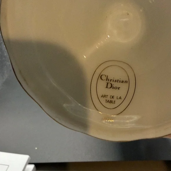 Christian Dior “ Art of the Table” Vase - Picture 2 of 8